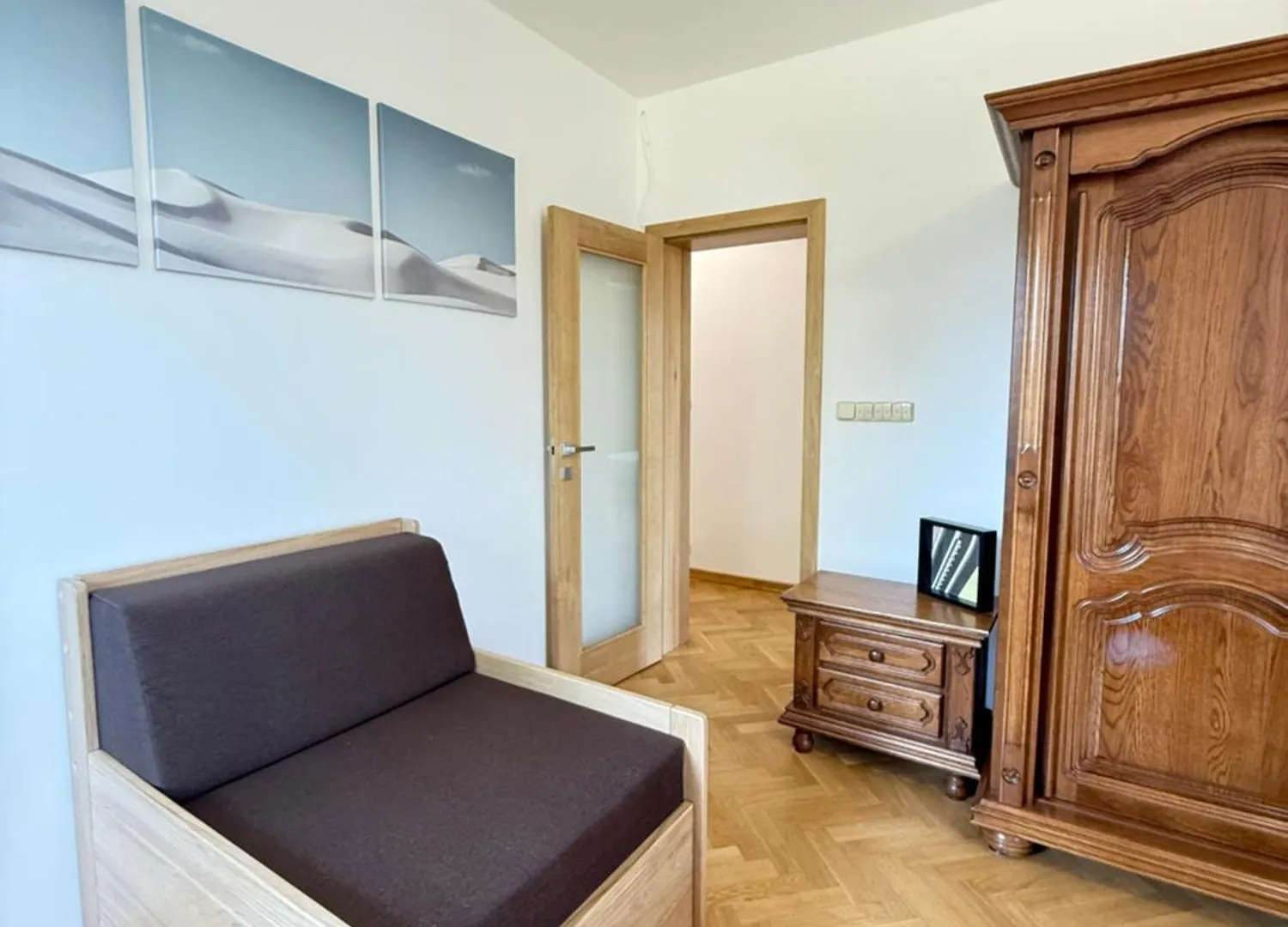 Familyvilla, New 4 Luxury Big Apartments, Parking Praag Appartement