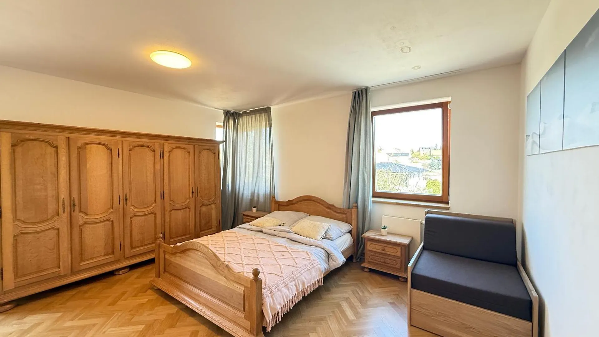 Familyvilla, New 4 Luxury Big Apartments, Parking Praag Tsjechië