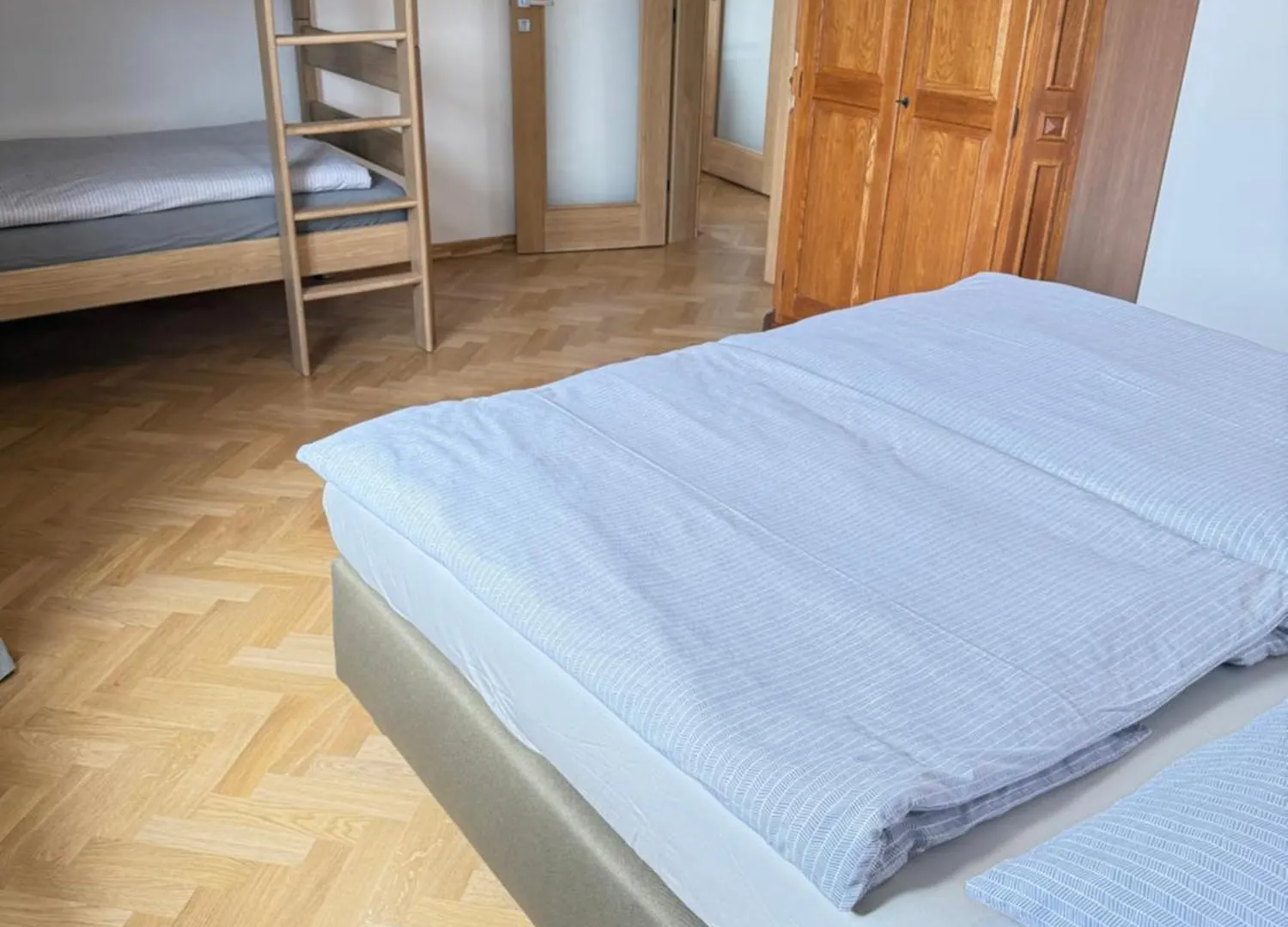 Familyvilla, New 4 Luxury Big Apartments, Parking Praga Czechy