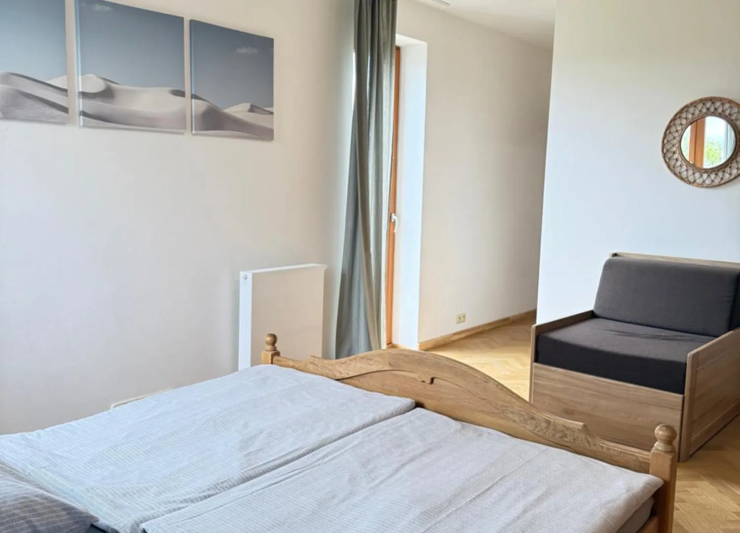 Familyvilla, New 4 Luxury Big Apartments, Parking Praga