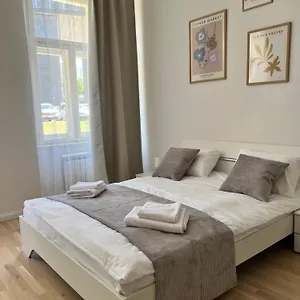 Apartment The Best, Prague