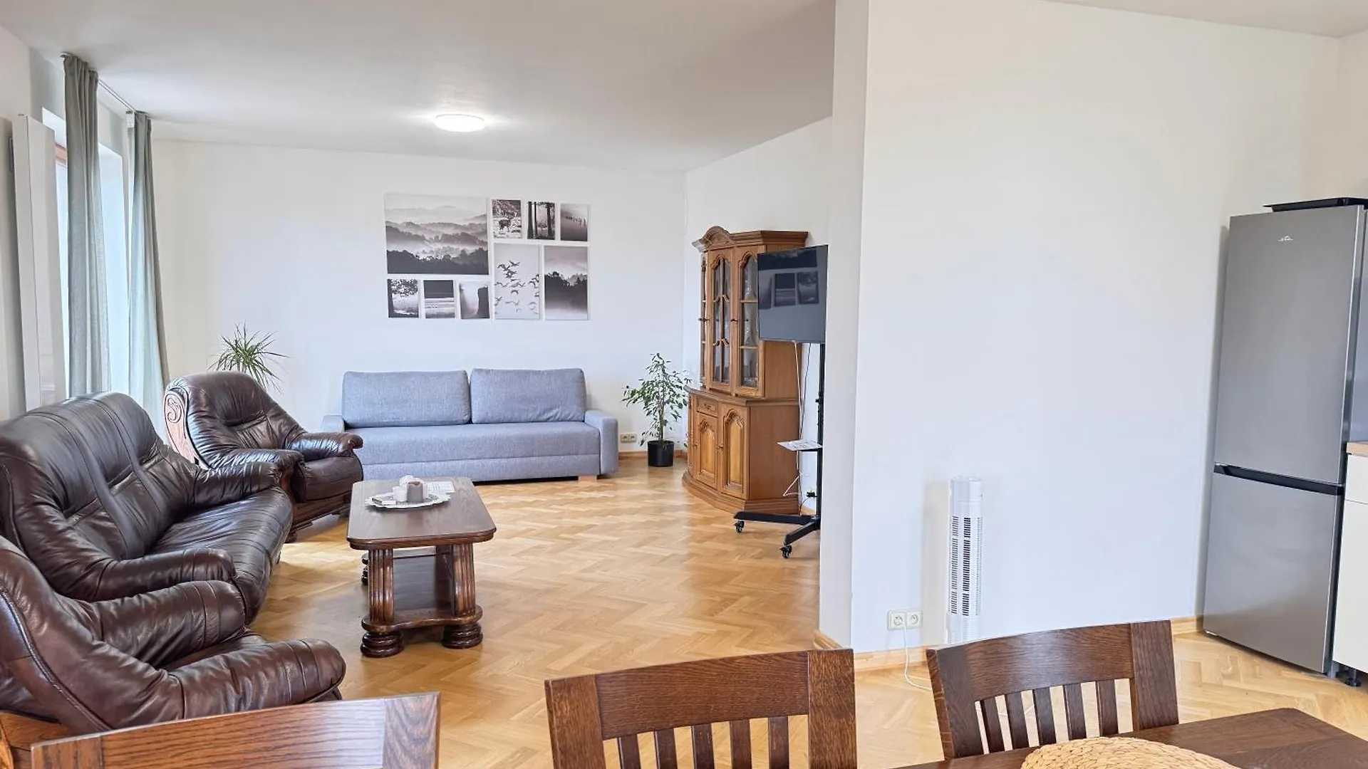 Familyvilla, New 4 Luxury Big Apartments, Parking Praha