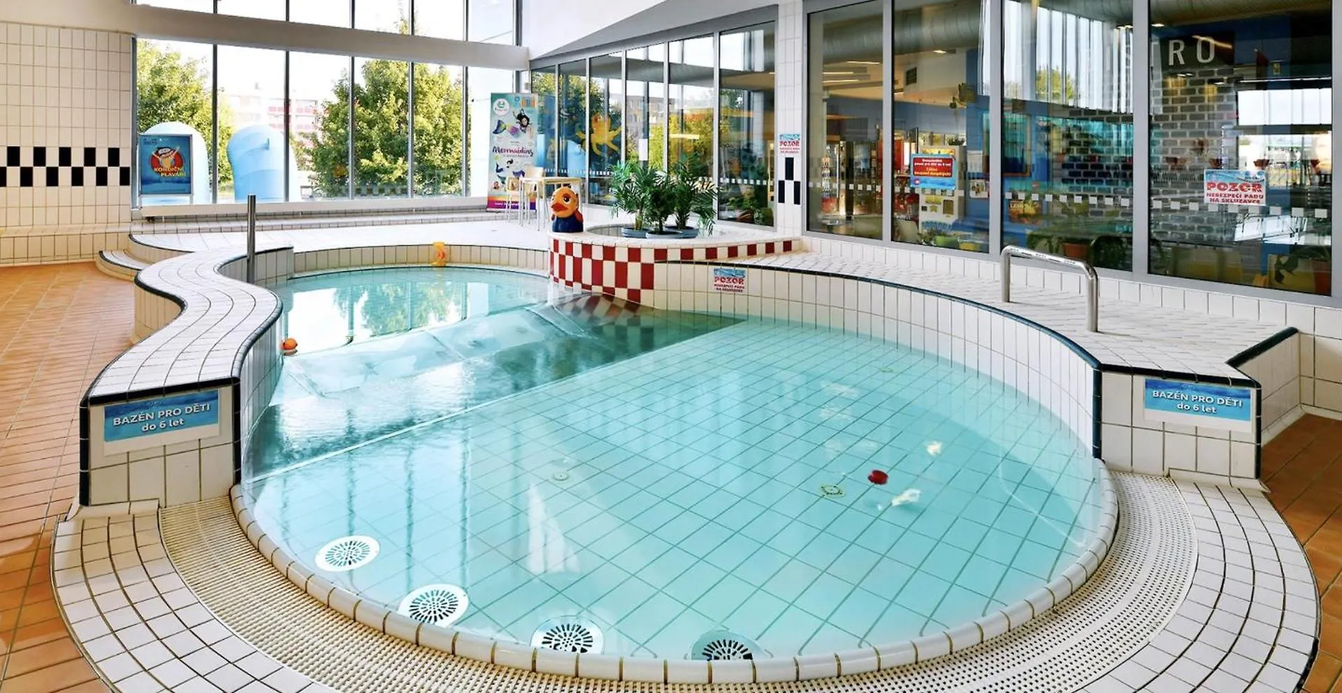 Apartment Familyvilla, New 4 Luxury Big Apartments, Parking Prague Czech Republic