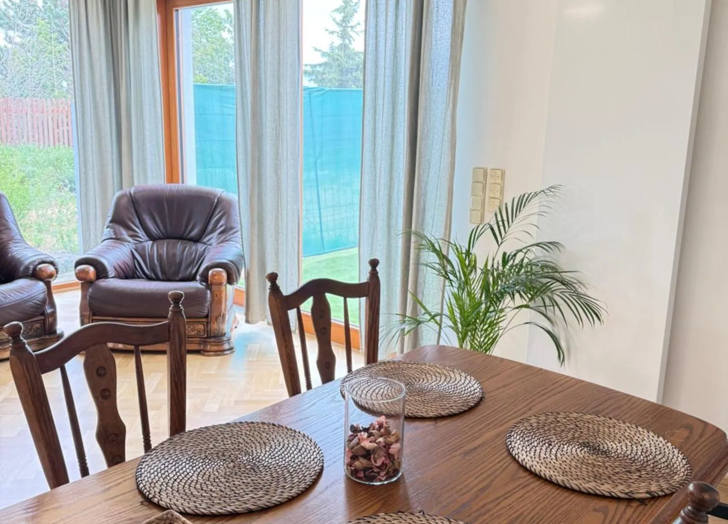 Familyvilla, New 4 Luxury Big Apartments, Parking Prague