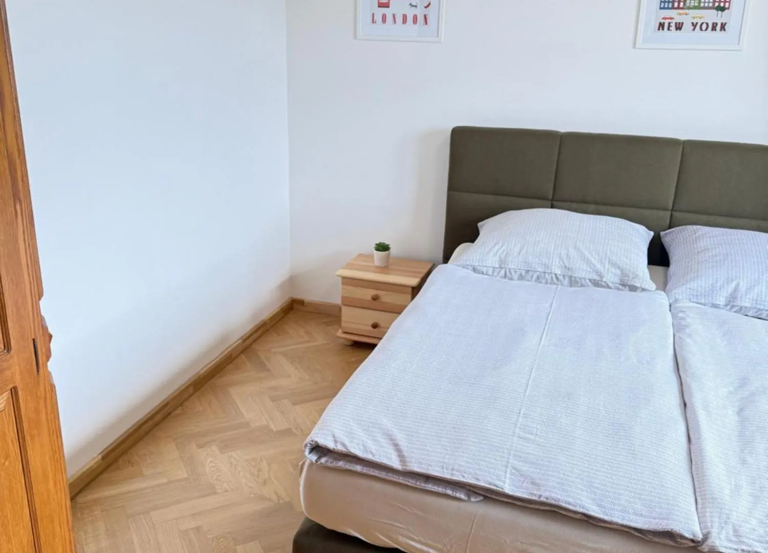 Familyvilla, New 4 Luxury Big Apartments, Parking Prague Apartment