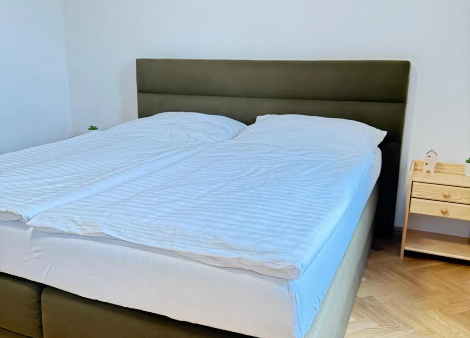 Familyvilla, New 4 Luxury Big Apartments, Parking Prague Czech Republic